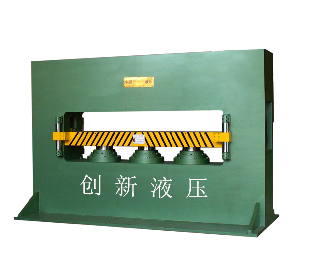 600��ܿ���Һ���C